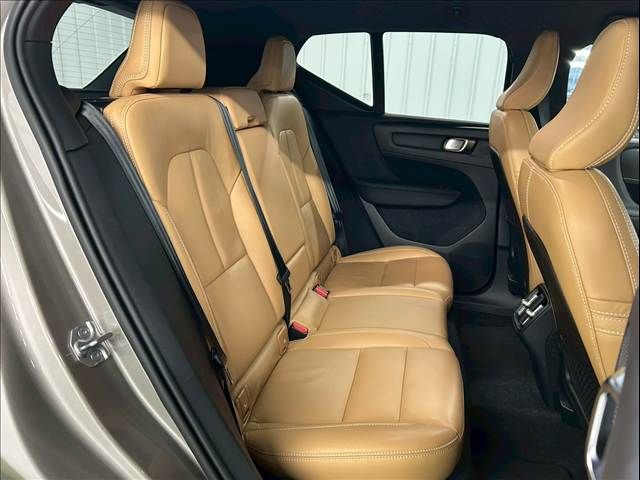 VOLVO XC40 2021 Image 31