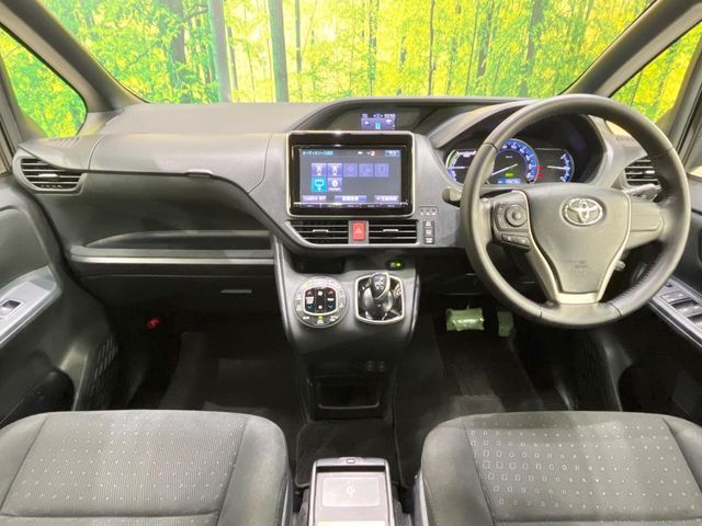 TOYOTA NOAH HYBRID 2015 Image 31