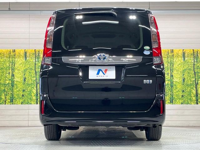 TOYOTA NOAH HYBRID 2015 Image 31