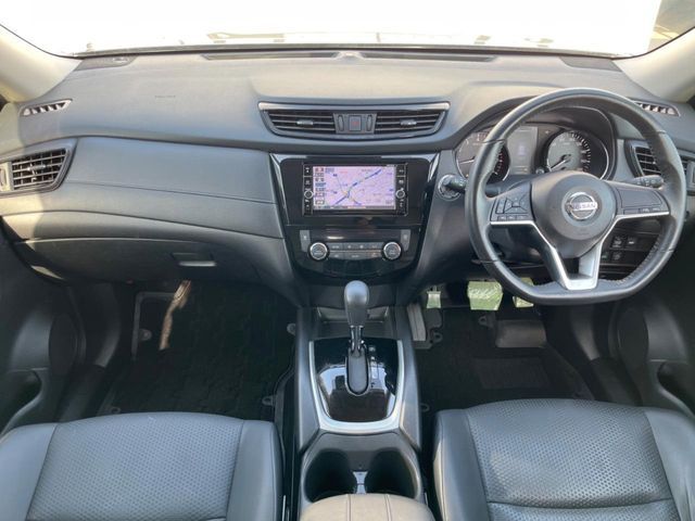 NISSAN X-TRAIL 2WD 2017 Image 31