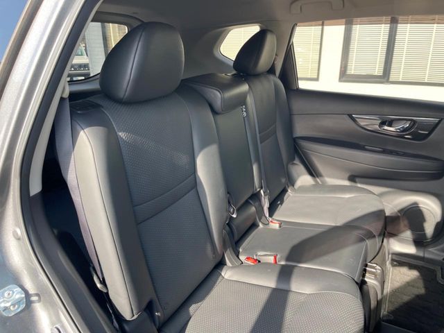 NISSAN X-TRAIL 2WD 2017 Image 31