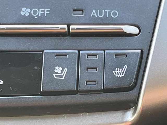 TOYOTA LEXUS NX300H 2018 Image 31