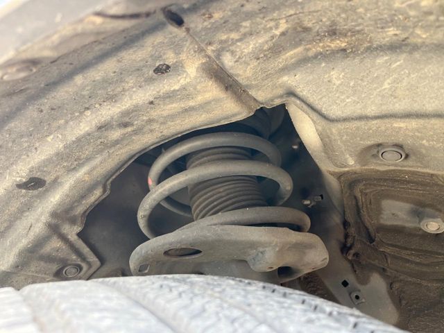 TOYOTA LEXUS NX300H 2018 Image 31