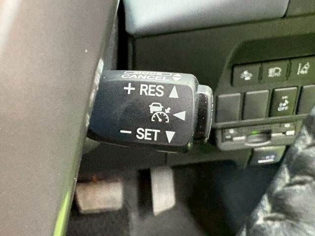 TOYOTA PRIUS ALPHA 2015 Image 31