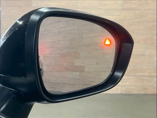 MITSUBISHI OUTLANDER PHEV 2025 Image 31