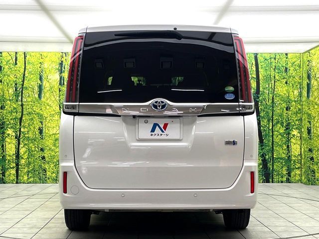 TOYOTA NOAH HYBRID 2019 Image 31