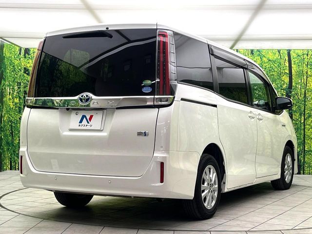 TOYOTA NOAH HYBRID 2019 Image 31