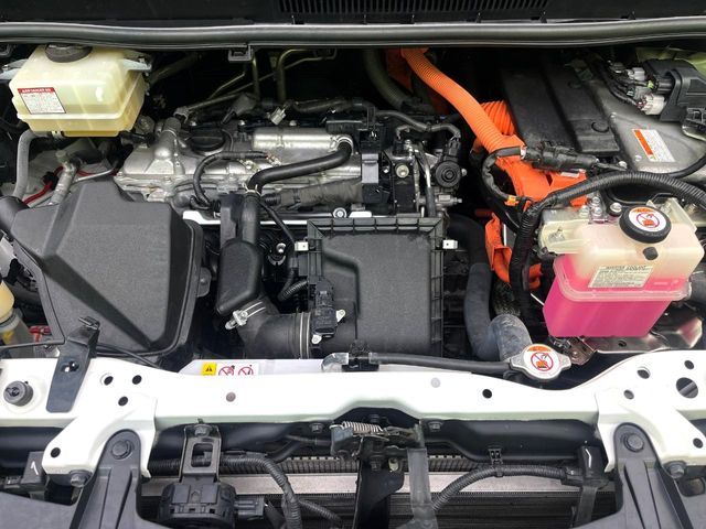 TOYOTA NOAH HYBRID 2019 Image 31