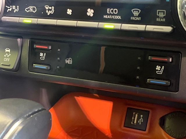 TOYOTA RAV4 HYBRID 4WD 2023 Image 31