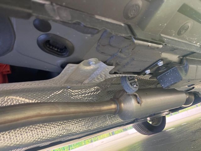 TOYOTA RAV4 HYBRID 4WD 2023 Image 31