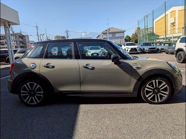 BMW MINI COOPER S 5DOOR 2020 Image 31