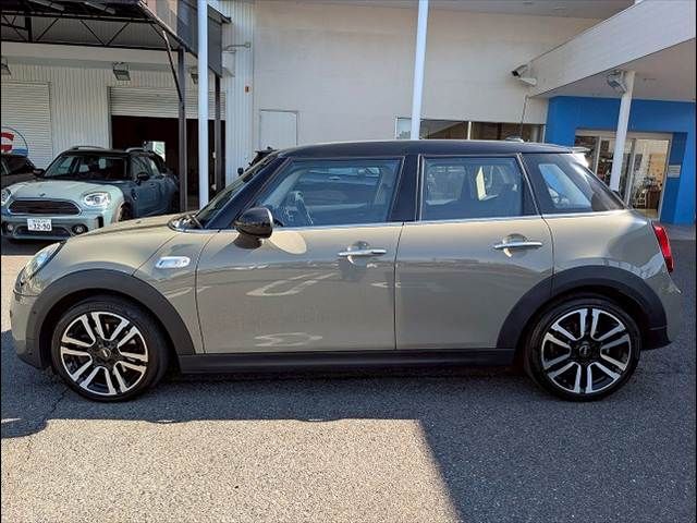 BMW MINI COOPER S 5DOOR 2020 Image 31