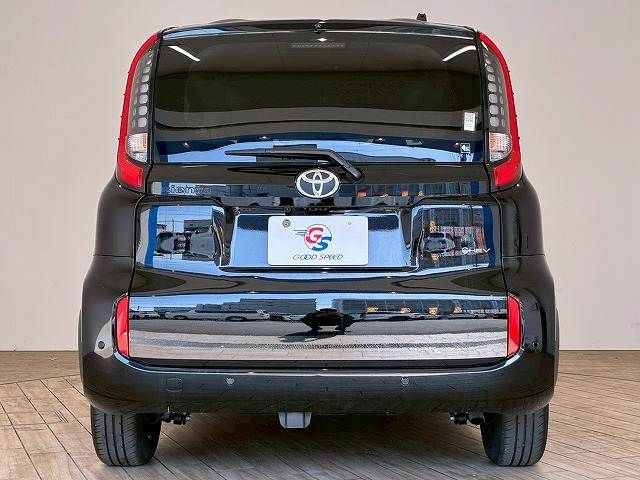 TOYOTA SIENTA HYBRID 2025 Image 31