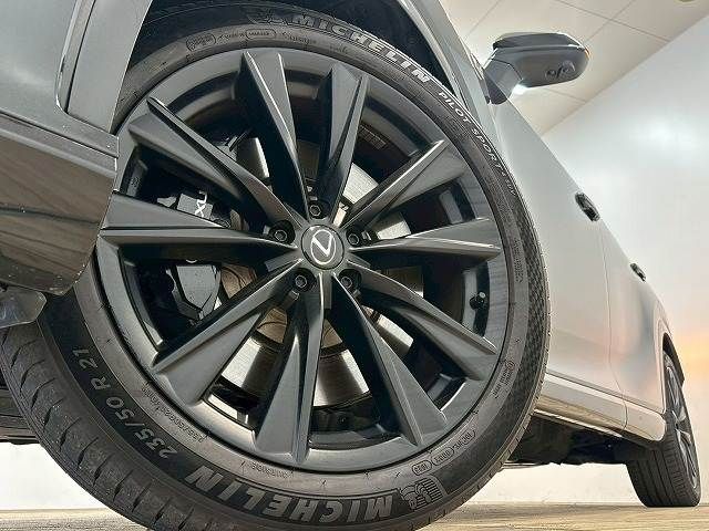 TOYOTA LEXUS RX500H 2023 Image 31