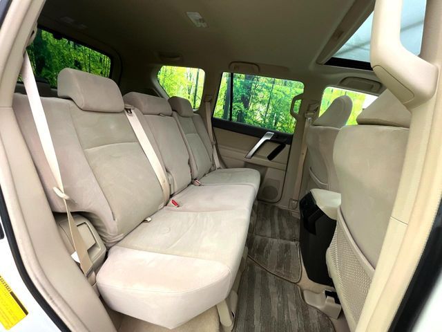 TOYOTA LANDCRUISER PRADO 2023 Image 31