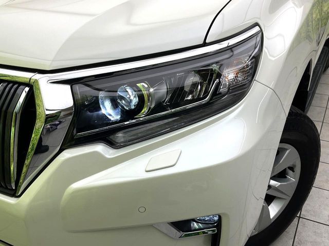 TOYOTA LANDCRUISER PRADO 2023 Image 31
