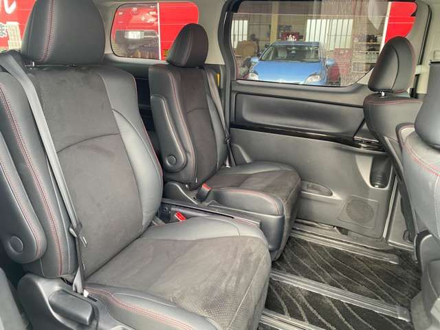 TOYOTA VELLFIRE 2013 Image 31
