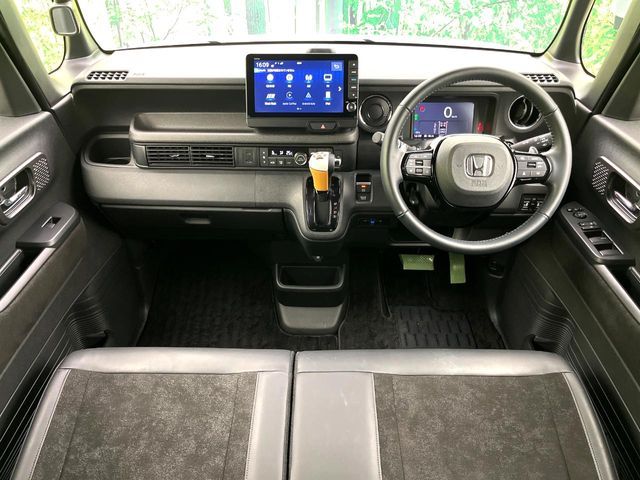 HONDA N BOX CUSTOM 2024 Image 31