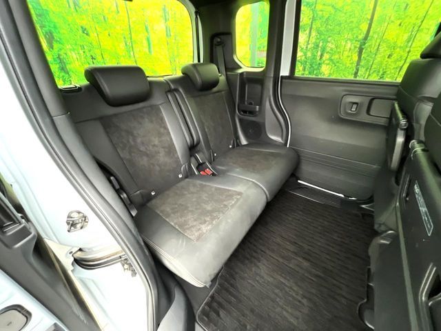 HONDA N BOX CUSTOM 2024 Image 31