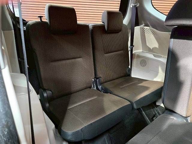 TOYOTA SIENTA 2016 Image 31