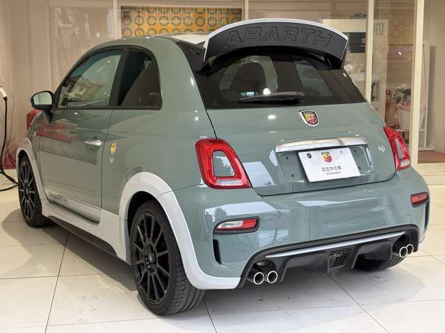 FIAT ABARTH 695 2023 Image 31