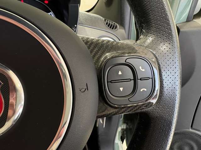 FIAT ABARTH 695 2023 Image 31