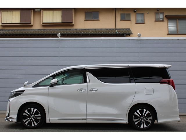 TOYOTA ALPHARD 2021 Image 31
