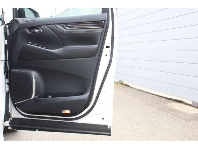 TOYOTA ALPHARD 2021 Image 31