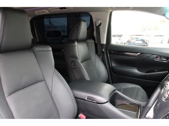 TOYOTA ALPHARD 2023 Image 31