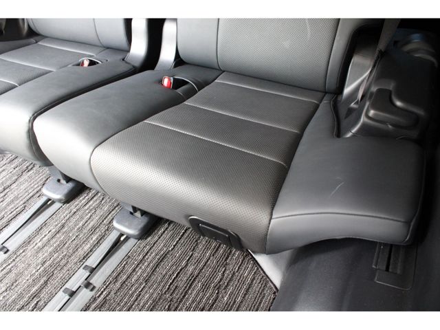 TOYOTA ALPHARD 2023 Image 31