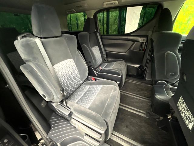 TOYOTA VELLFIRE 2017 Image 31