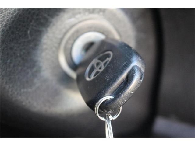 TOYOTA ESQUIRE 2015 Image 31