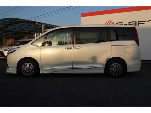 TOYOTA ESQUIRE 2015 Image 31