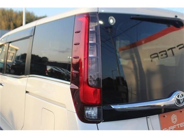 TOYOTA ESQUIRE 2015 Image 31