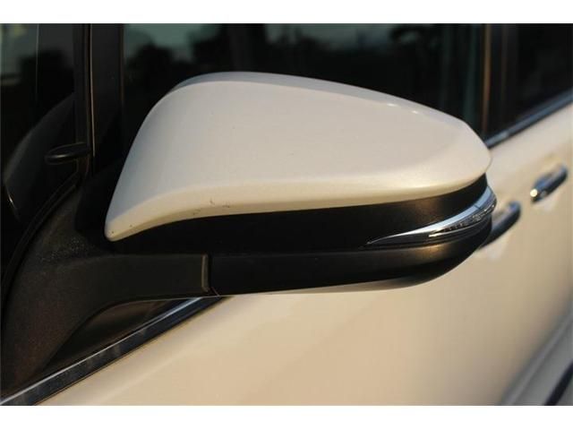 TOYOTA ESQUIRE 2015 Image 31