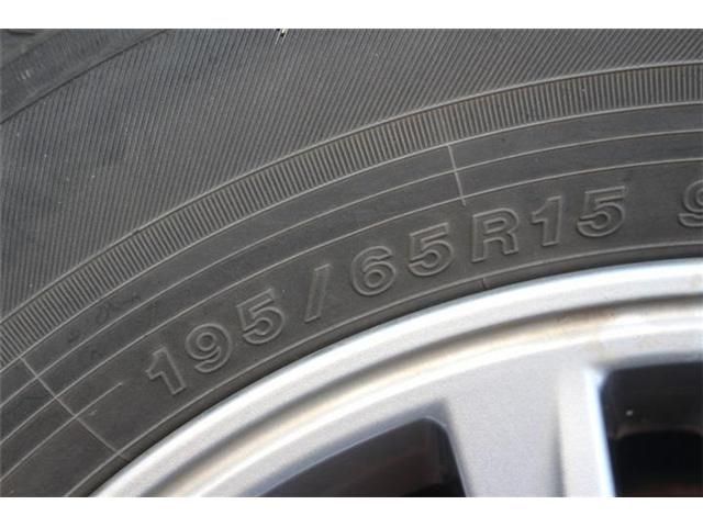 TOYOTA ESQUIRE 2015 Image 31