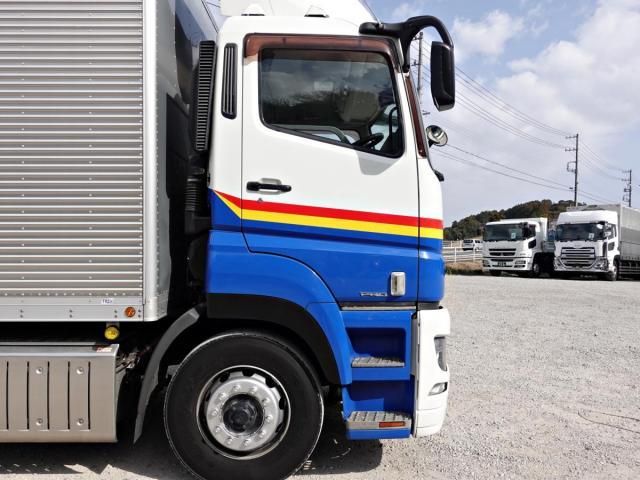 MITSUBISHI FUSOU SUPER GREAT 2018 Image 31