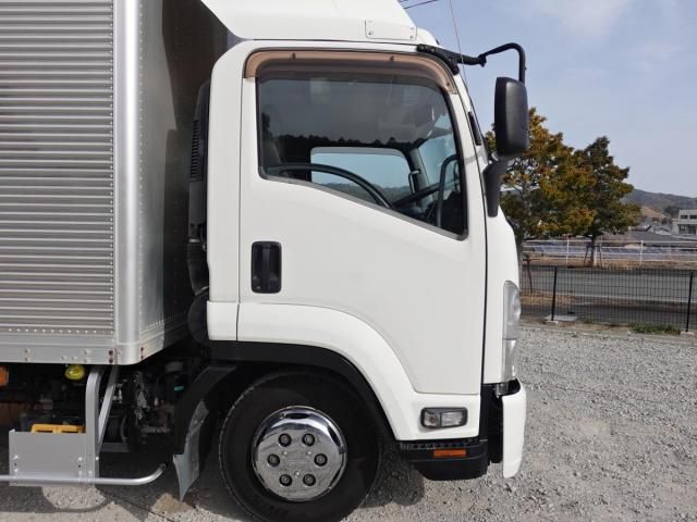 ISUZU FORWARD 2015 Image 31