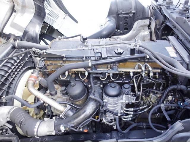 MITSUBISHI FUSOU SUPER GREAT 2018 Image 31