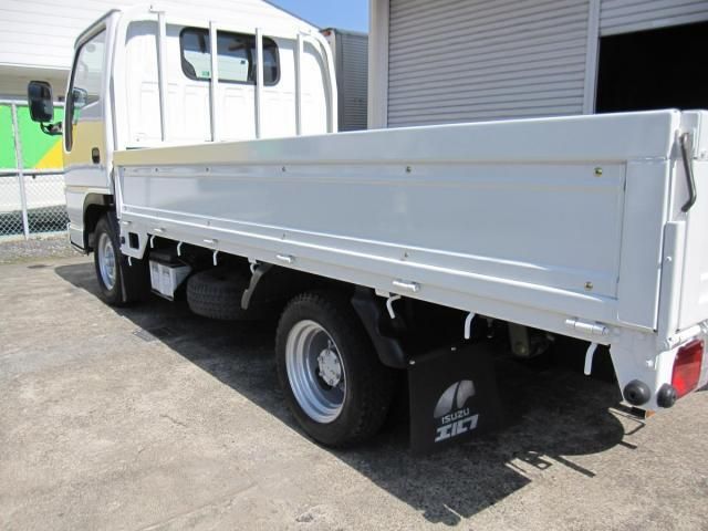 ISUZU ELF 2004 Image 31