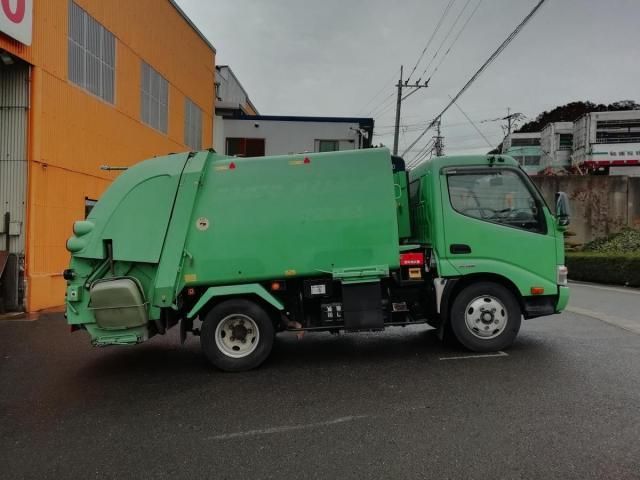 HINO DUTRO 2015 Image 31