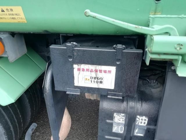 HINO DUTRO 2015 Image 31