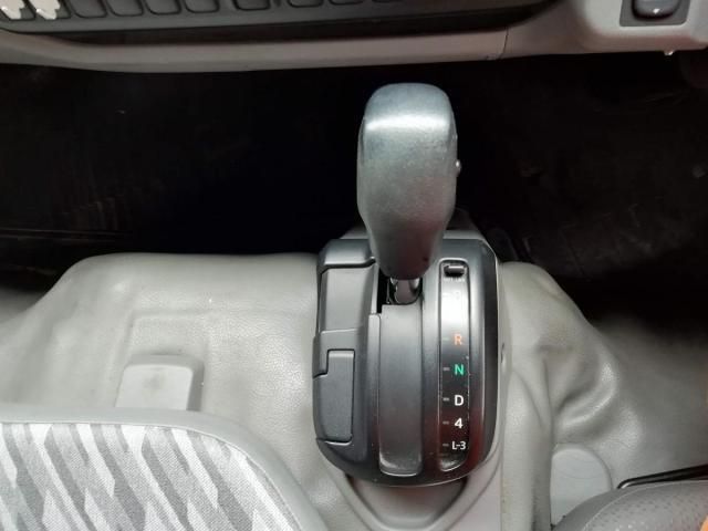 HINO DUTRO 2015 Image 31