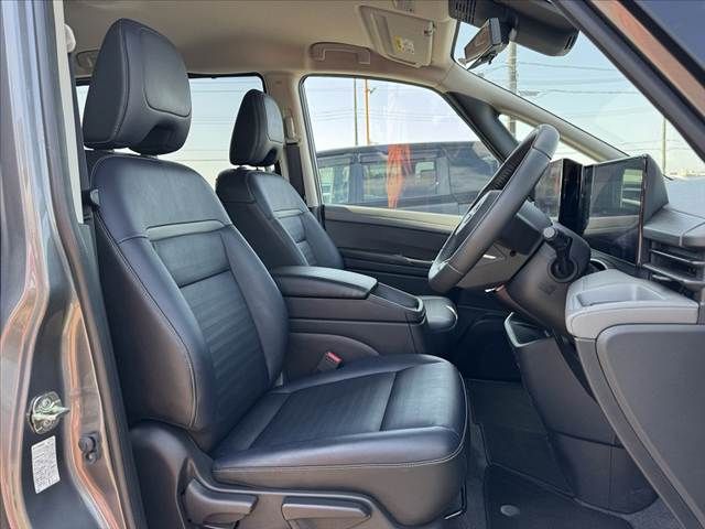 NISSAN SERENA  WG 2024 Image 31