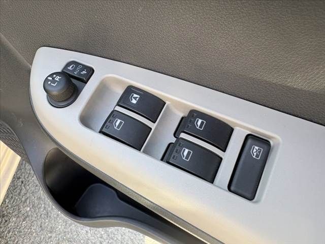 TOYOTA PASSO 2016 Image 31