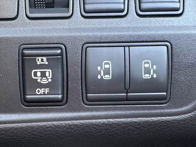 NISSAN SERENA  S-HYBRID 2017 Image 31