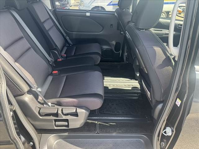 NISSAN SERENA  S-HYBRID 2017 Image 31