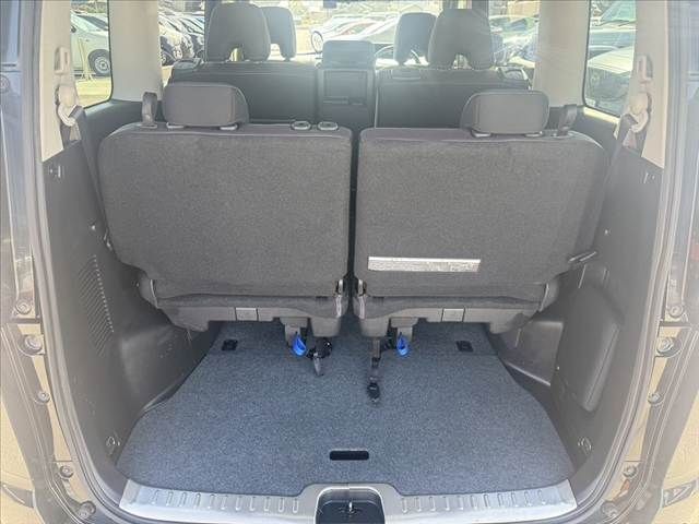 NISSAN SERENA  S-HYBRID 2017 Image 31