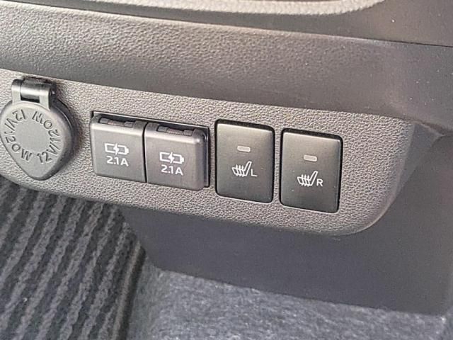 TOYOTA SIENTA 2013 Image 31