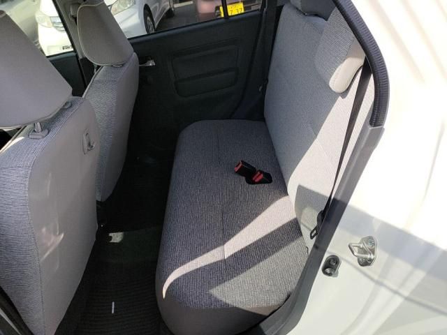 TOYOTA SIENTA 2013 Image 31